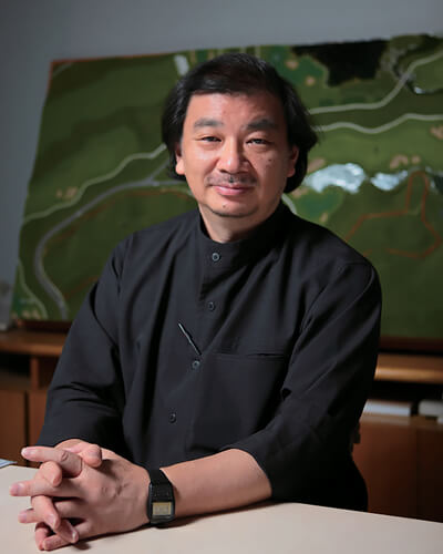 Shigeru Ban, architectural producer.